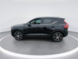 Used 2021 Volvo XC40 T4 Inscription image 5