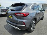 Used 2023 Ford Escape Platinum image 3