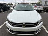 Used 2018 Volkswagen Passat 2.0T SE image 2