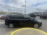 New 2025 Chrysler Pacifica Select image 6