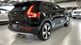 Used 2019 Volvo XC40 T5 Momentum image 2