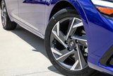 Used 2024 Hyundai Elantra SEL w/ Convenience Package image 2