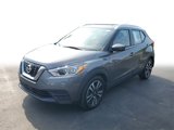 Used 2020 Nissan Kicks SV image 3