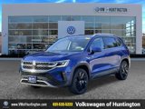 Certified 2024 Volkswagen Taos SEL image 3