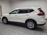 Used 2018 Nissan Rogue SV image 3