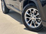 Used 2019 Jeep Cherokee Latitude Plus image 5