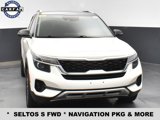 Used 2023 Kia Seltos S w/ Navigation Package image 2