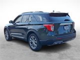 Certified 2022 Ford Explorer XLT w/ Equipment Group 202A image 4