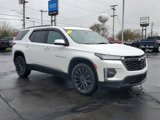 Used 2023 Chevrolet Traverse RS image 2