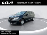 Used 2022 Chrysler Pacifica Touring-L image 4