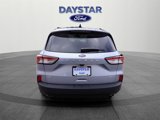 Used 2022 Ford Escape SE w/ SE Sport Appearance Package image 5