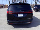 New 2025 Chrysler Pacifica Select image 6