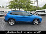Certified 2022 Jeep Cherokee Latitude Lux w/ Sun & Sound Group image 2