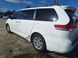 Used 2011 Toyota Sienna image 3