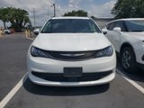 Used 2022 Chrysler Voyager LX image 2