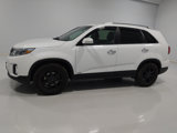 Used 2015 Kia Sorento LX image 2