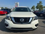 Used 2018 Nissan Pathfinder SL image 2