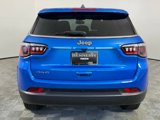 Used 2023 Jeep Compass Sport image 4