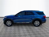 Used 2022 Ford Explorer XLT w/ Equipment Group 202A image 4