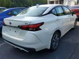 Used 2020 Nissan Versa SV image 6
