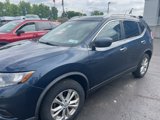 Used 2016 Nissan Rogue SV image 3