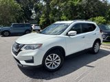 Used 2019 Nissan Rogue SV image 2