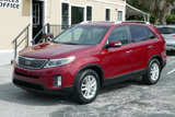Used 2014 Kia Sorento LX image 2