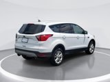 Used 2019 Ford Escape SE image 3