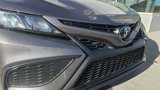 Used 2024 Toyota Camry SE image 4