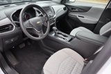 Used 2023 Chevrolet Equinox LT image 3