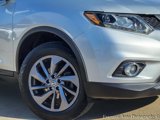 Used 2016 Nissan Rogue SL w/ SL Premium Package image 3