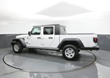 Used 2023 Jeep Gladiator Sport image 5