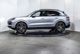 Used 2025 Porsche Cayenne image 2