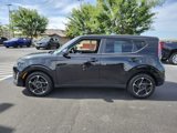 Used 2023 Kia Soul EX image 4