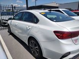 Used 2022 Kia Forte LXS image 2