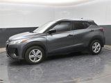Used 2021 Nissan Kicks S image 4