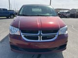 Used 2018 Dodge Grand Caravan SE image 2