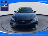 Used 2018 Toyota Camry SE image 2