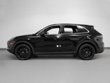 Certified 2022 Porsche Cayenne image 2