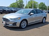 Used 2020 Ford Fusion SE image 3