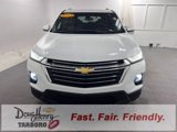 Used 2023 Chevrolet Traverse LT image 2