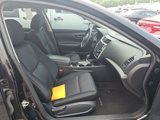 Used 2018 Nissan Altima 2.5 SV image 3