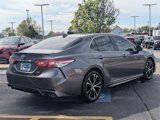 Used 2020 Toyota Camry image 3