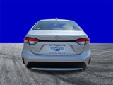Used 2022 Toyota Corolla LE image 5