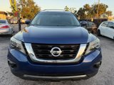 Used 2018 Nissan Pathfinder SV image 2