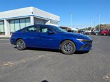 Used 2024 Hyundai Elantra SEL image 2