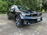 Certified 2024 Volvo XC40 B5 Plus w/ Climate Package image 2