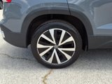 Used 2022 Volkswagen Taos SE image 5