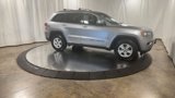 Used 2017 Jeep Grand Cherokee Laredo w/ Quick Order Package 23E image 2
