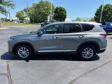 Used 2019 Hyundai Santa Fe SE image 2